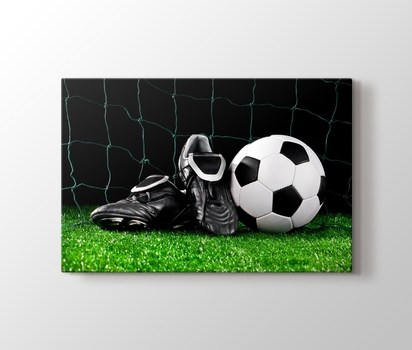 Futbol Topu Ve Kramponlar Kanvas Tablo Burada Pluscanvas