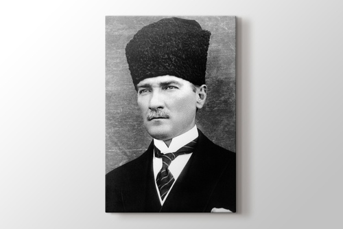 Mustafa Kemal Atatürk görseli.