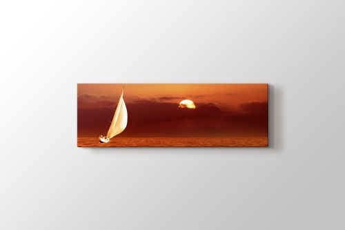 Sailing at Sunset görseli.