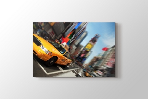 Taxi Cab Times Square görseli.