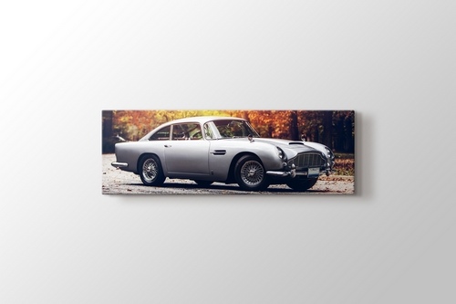 Aston Martin DB 5 görseli.