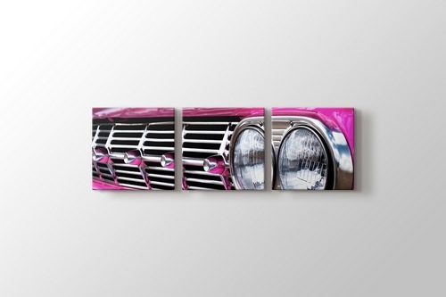 Pink Chevrolet Impala görseli.