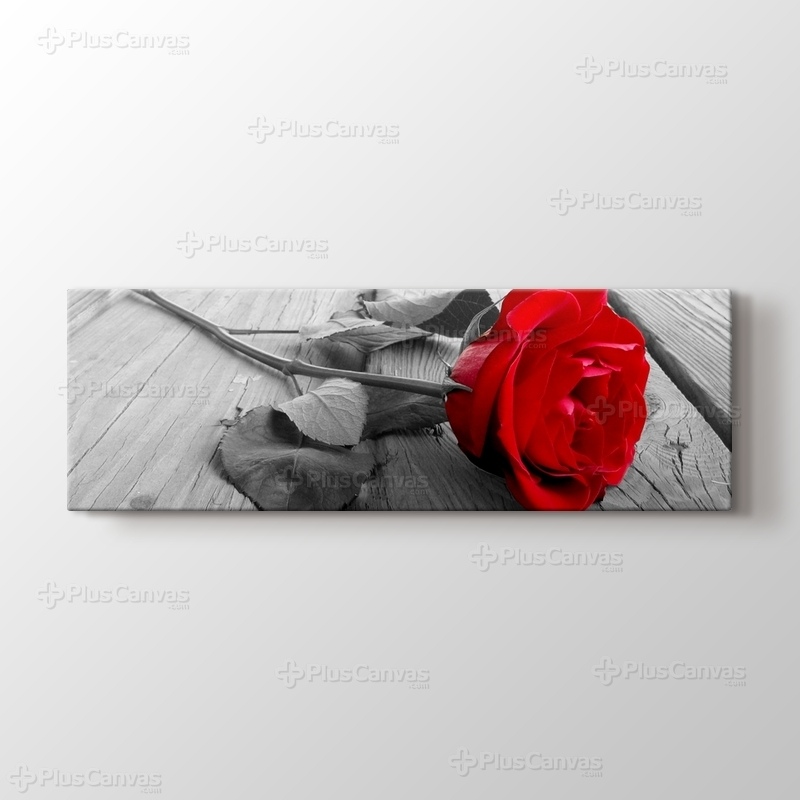 Red Rose on Wood görseli.