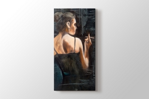 Girl with Cigarette görseli.