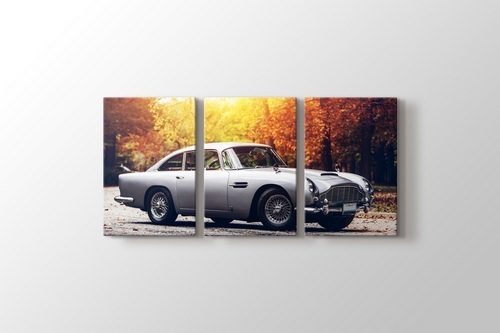 Aston Martin DB 5 görseli.