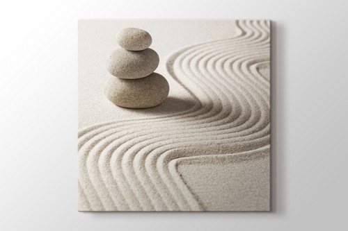 Pebble on Sand görseli.