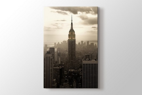 Empire States Building görseli.