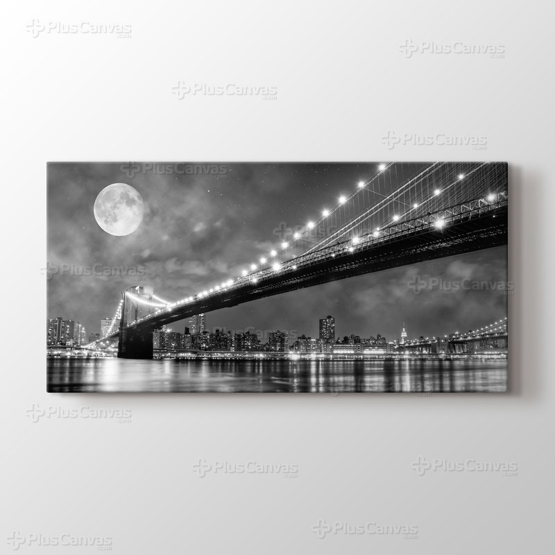 Brooklyn Bridge at Night görseli.