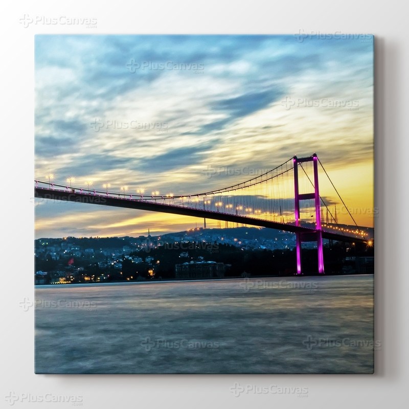 Boğaziçi Köprüsü Günbatımı görseli.