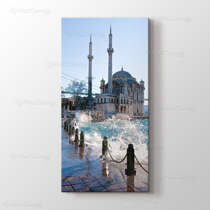İstanbul - Ortakoy Camisi görseli.