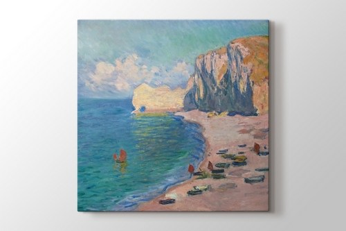 The Beach and the Falaise d’Amont görseli.