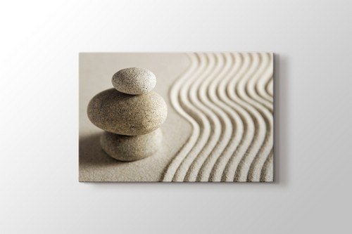 Pebble on Sand görseli.