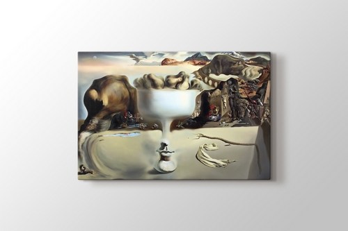 Apparition of a Face and Fruit Dish on a Beach 1938 görseli.