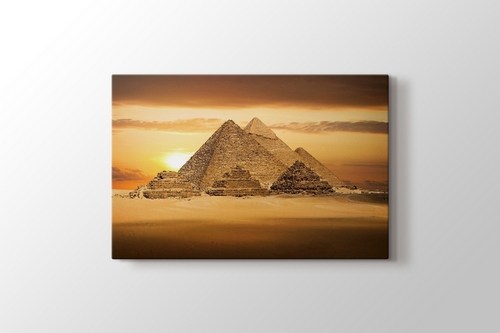 Pyramids görseli.