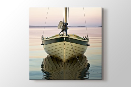 Boat on the River görseli.