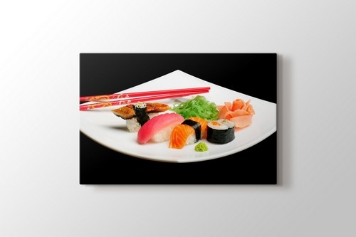 Tabakta Sushi Set görseli.