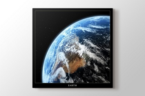Earth from The Moon görseli.
