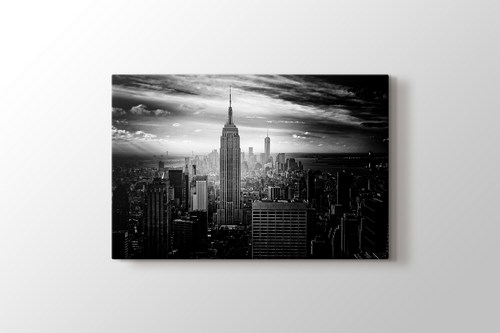 Empire States Building and Manhattan görseli.