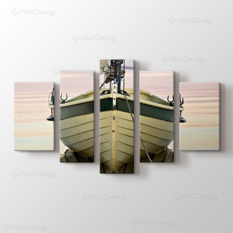 Boat on the River görseli.