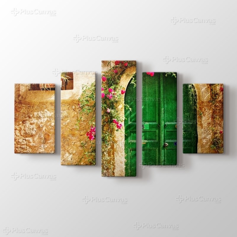 Yeşil Kapılı Ev görseli.