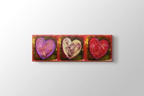Three Hearts görseli.