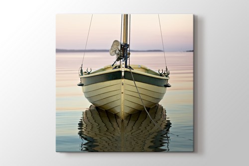 Boat on the River görseli.