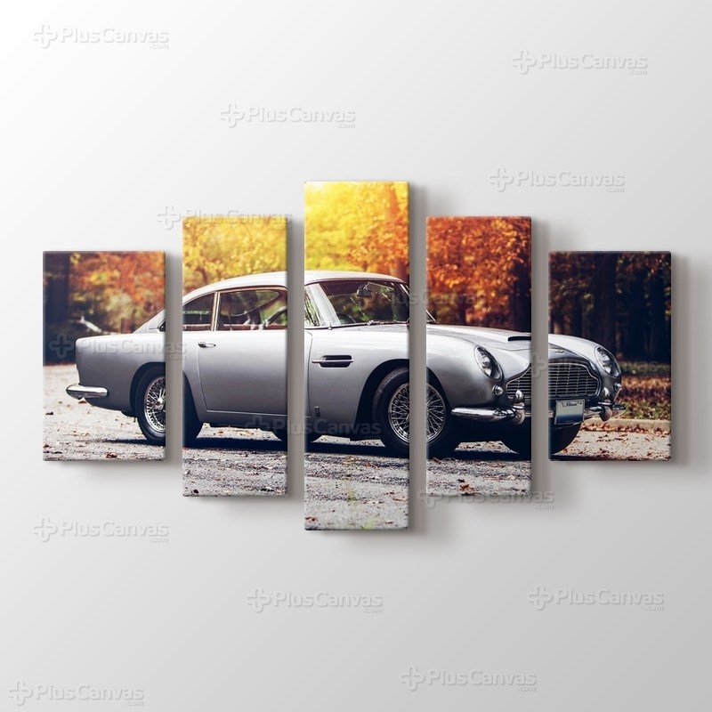 Aston Martin DB 5 görseli.