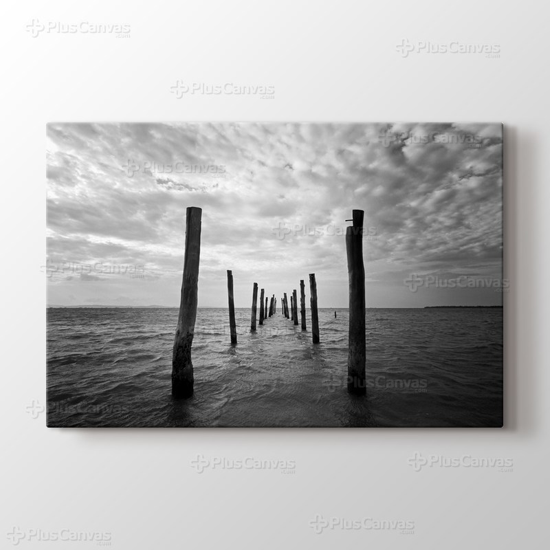 Wooden Poles görseli.