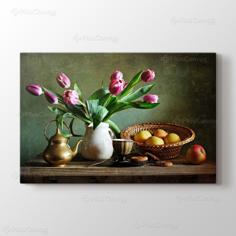 Tea and Tulips görseli.