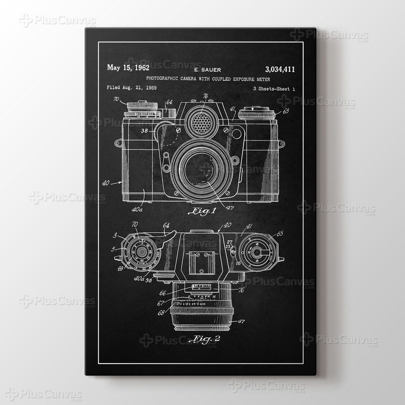 Photographic Camera With Coupled Exposure Meter Patent görseli.