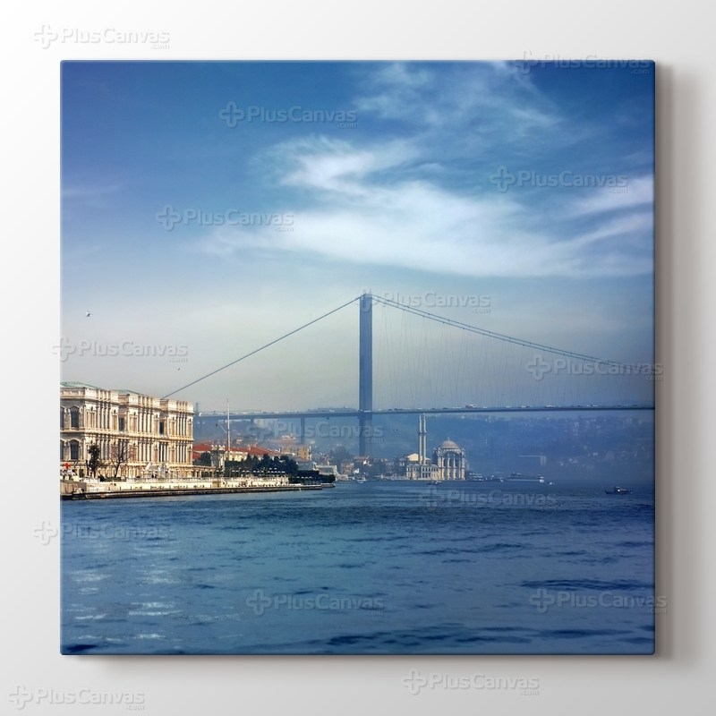 Boğaz Köprüsü ve Ortaköy görseli.