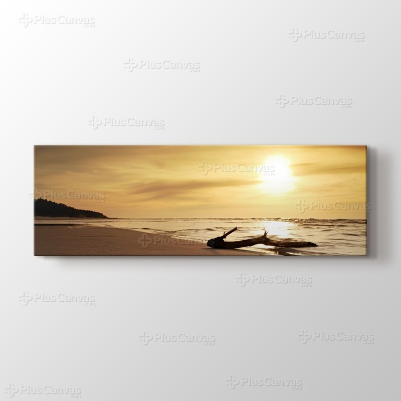 Beach at Sunset görseli.