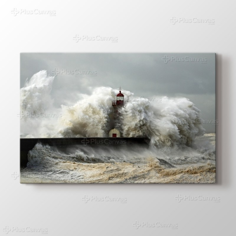 Fırtınalı Sahil görseli.