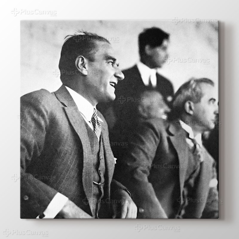 Mustafa Kemal Atatürk ve İsmet İnönü görseli.
