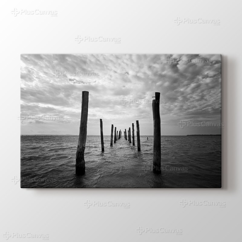 Wooden Poles görseli.