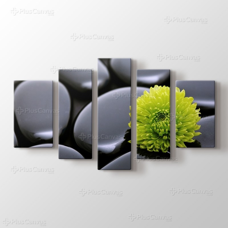 Black Pebbles and Flower görseli.