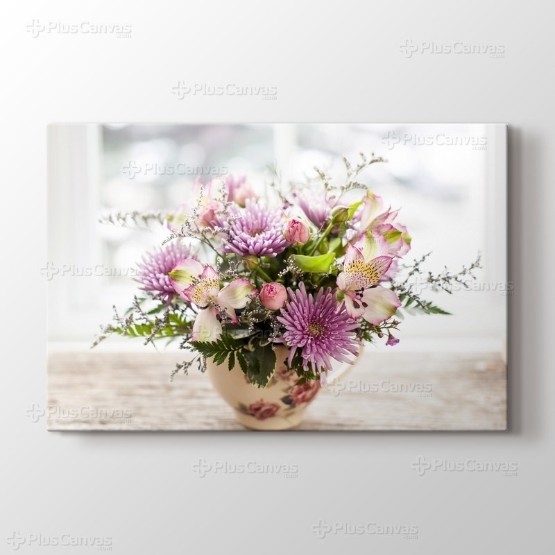 Vazoda Çiçekler görseli.