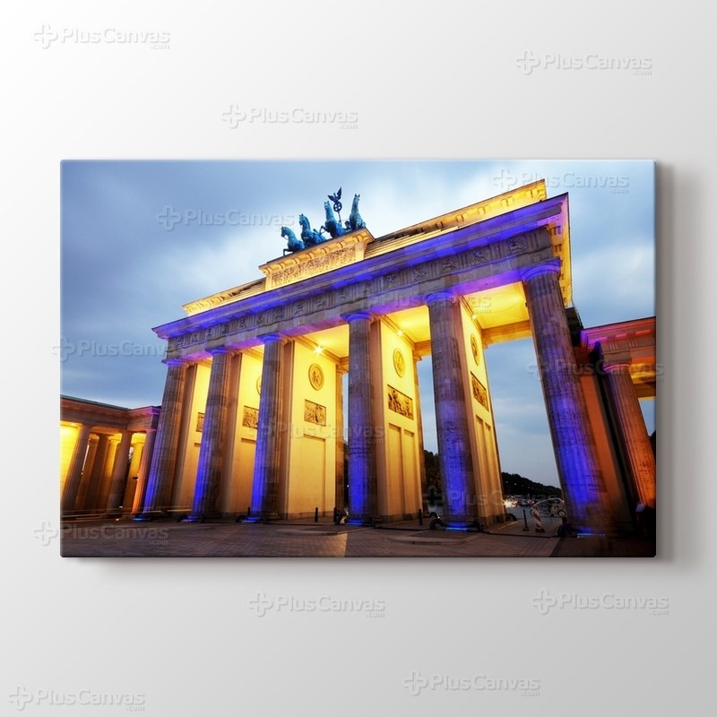 Berlin - Brandenberg Gate görseli.