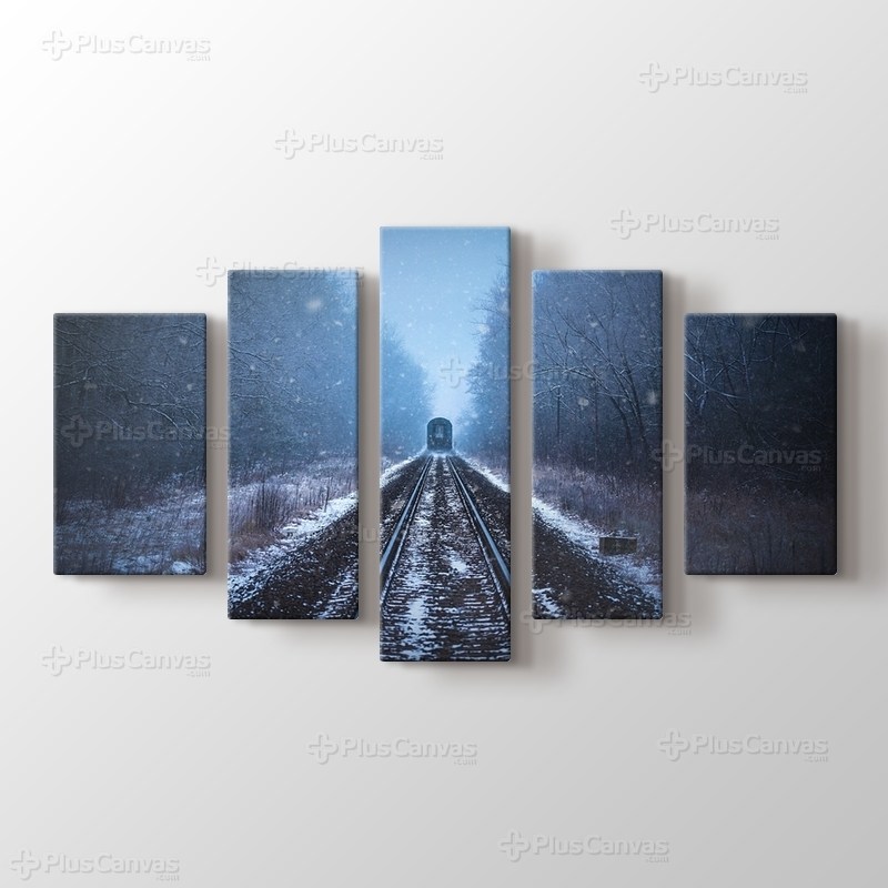 Snowy Train görseli.