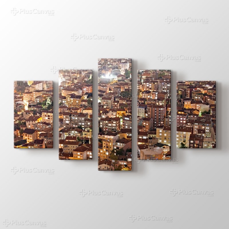 İstanbul Binaları Gece görseli.