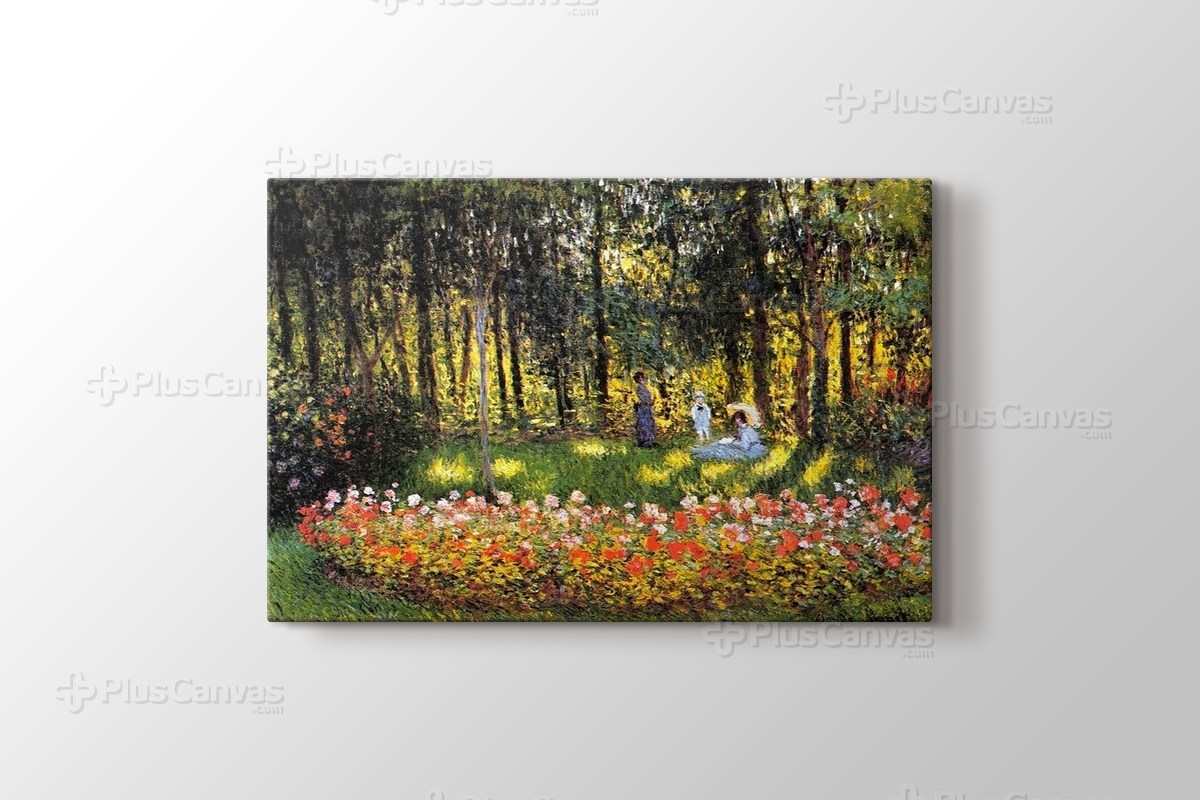The Family Of The Artist In The Argenteuil Garden Claude Monet
