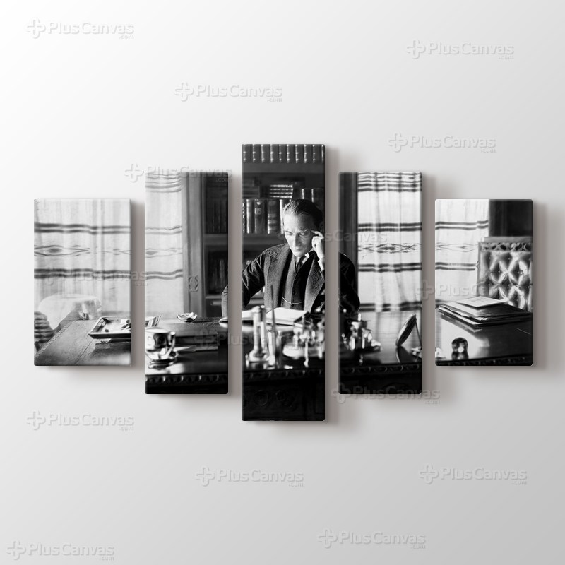 Atatürk Kitap Okurken görseli.