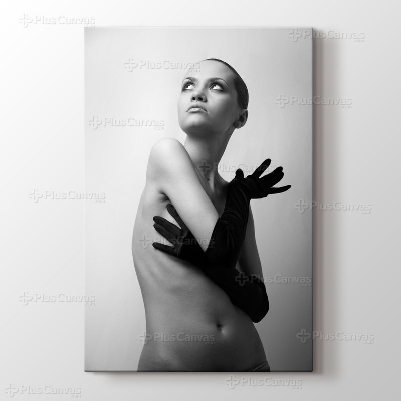 Nude Elegant Girl. görseli.